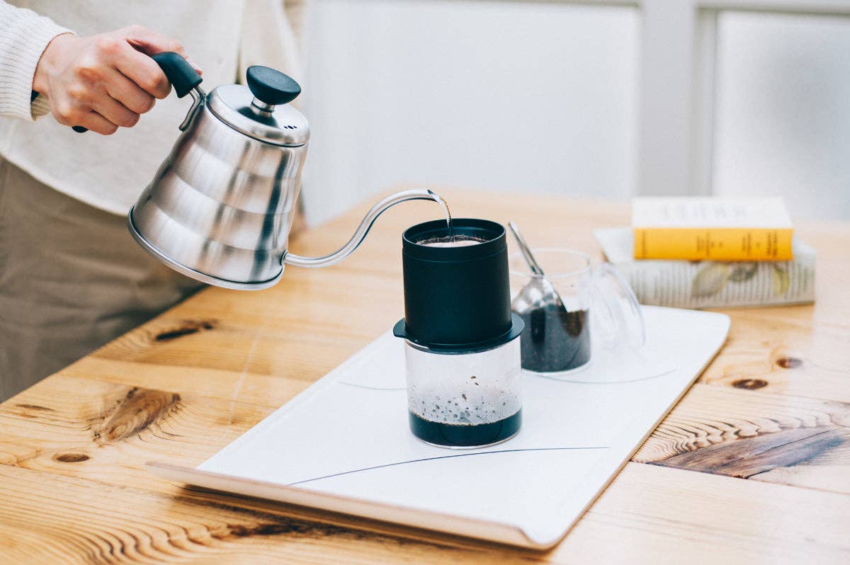Stainless Steel Hario V60 "Buono"  1 Liter Drip Kettle in Silver (3 Sizes Available)